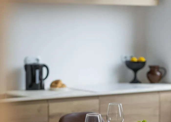 Spacious One Bedroom For 2 People In By Renters Lejlighed Warszawa