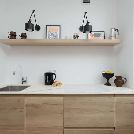 Spacious One Bedroom For 2 People In By Renters Apartmán